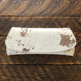 [Cowhide B] Pommel Clutch front