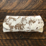 [Cowhide C] Pommel Clutch front view